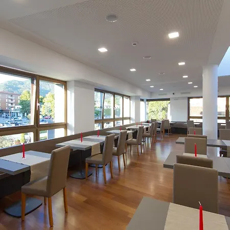 Hotel Al Tarcentino 3*