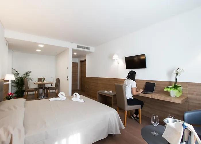 Hotel Al Tarcentino 3*